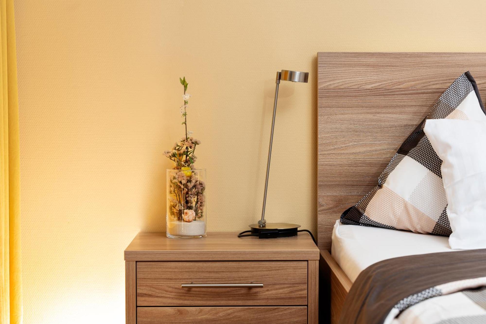 Hotel Restaurant Sokrates Güttingen Екстериор снимка