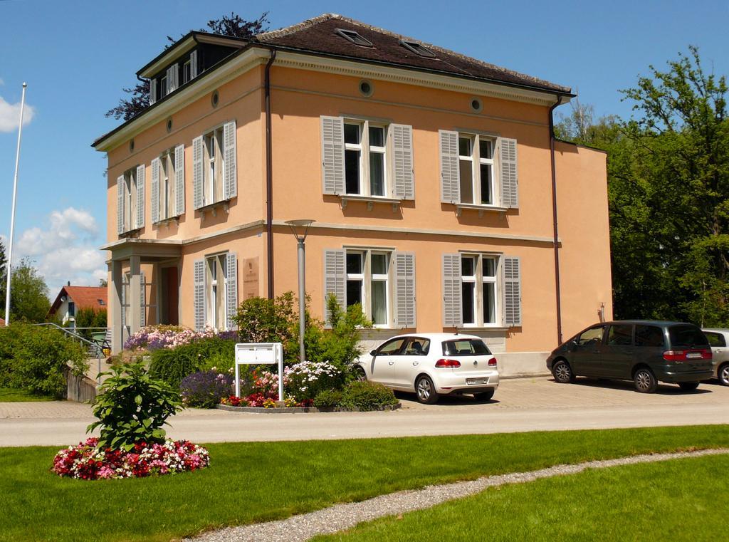 Hotel Restaurant Sokrates Güttingen Екстериор снимка